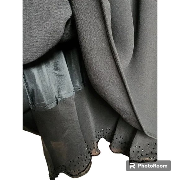 Jones New York Black Sleeveless Embellished Cocktail Dress Size 6P Silk Designer - Picture 5 of 6